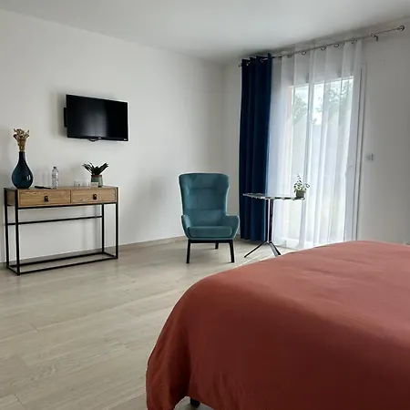 L'obsidienne D'hotes Vendégház Virecourt