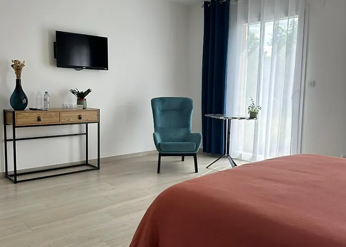 L'obsidienne Guest house Virecourt