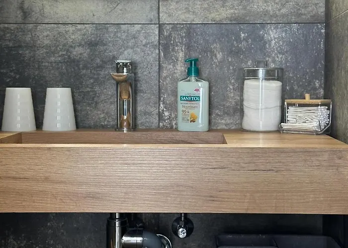 L'obsidienne Guest house 3*